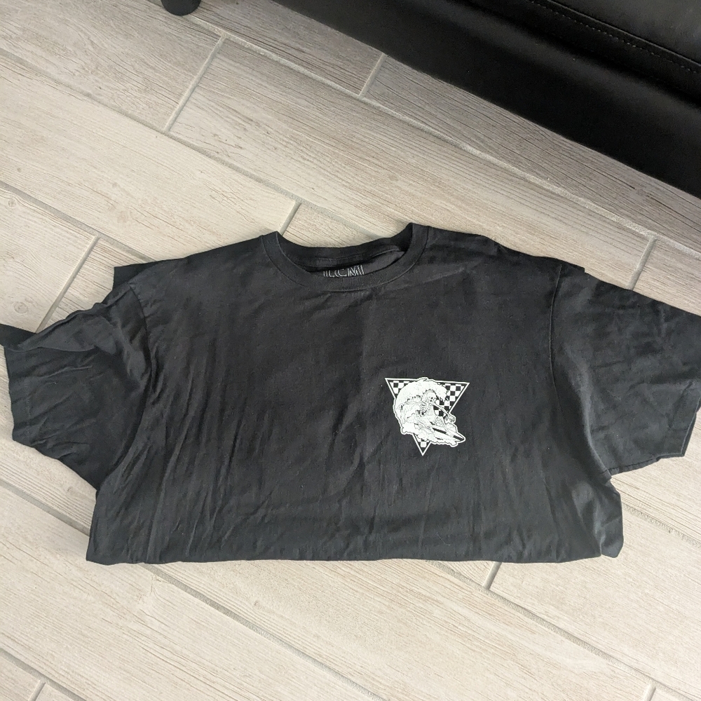 MEN'S T'SHIRT